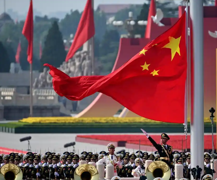 鐵流滾滾映丹心！公司黨員觀看大閱兵，汲取強國力量！